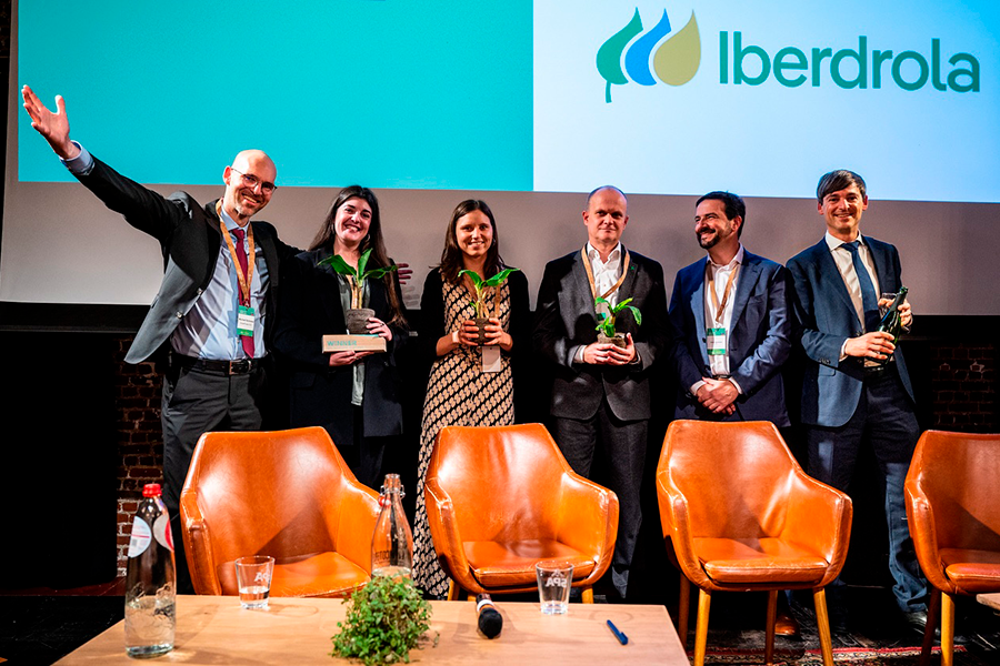 La primera comunidad solar del país para un pueblo, impulsada por Iberdrola España, es reconocida como mejor iniciativa de sostenibilidad de Europa