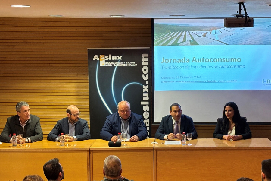 i-DE, la distribuidora de Iberdrola España, acerca el autoconsumo a los instaladores de Salamanca